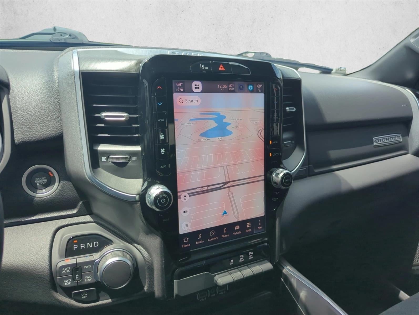 2025 RAM 1500 Big Horn 4x4 Crew Cab 5'7" Box