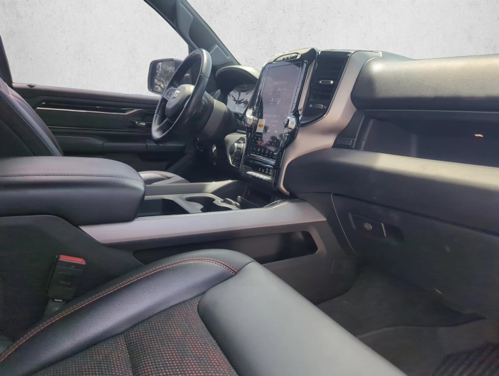 2021 RAM 1500 Big Horn 4x4 Crew Cab 5'7" Box