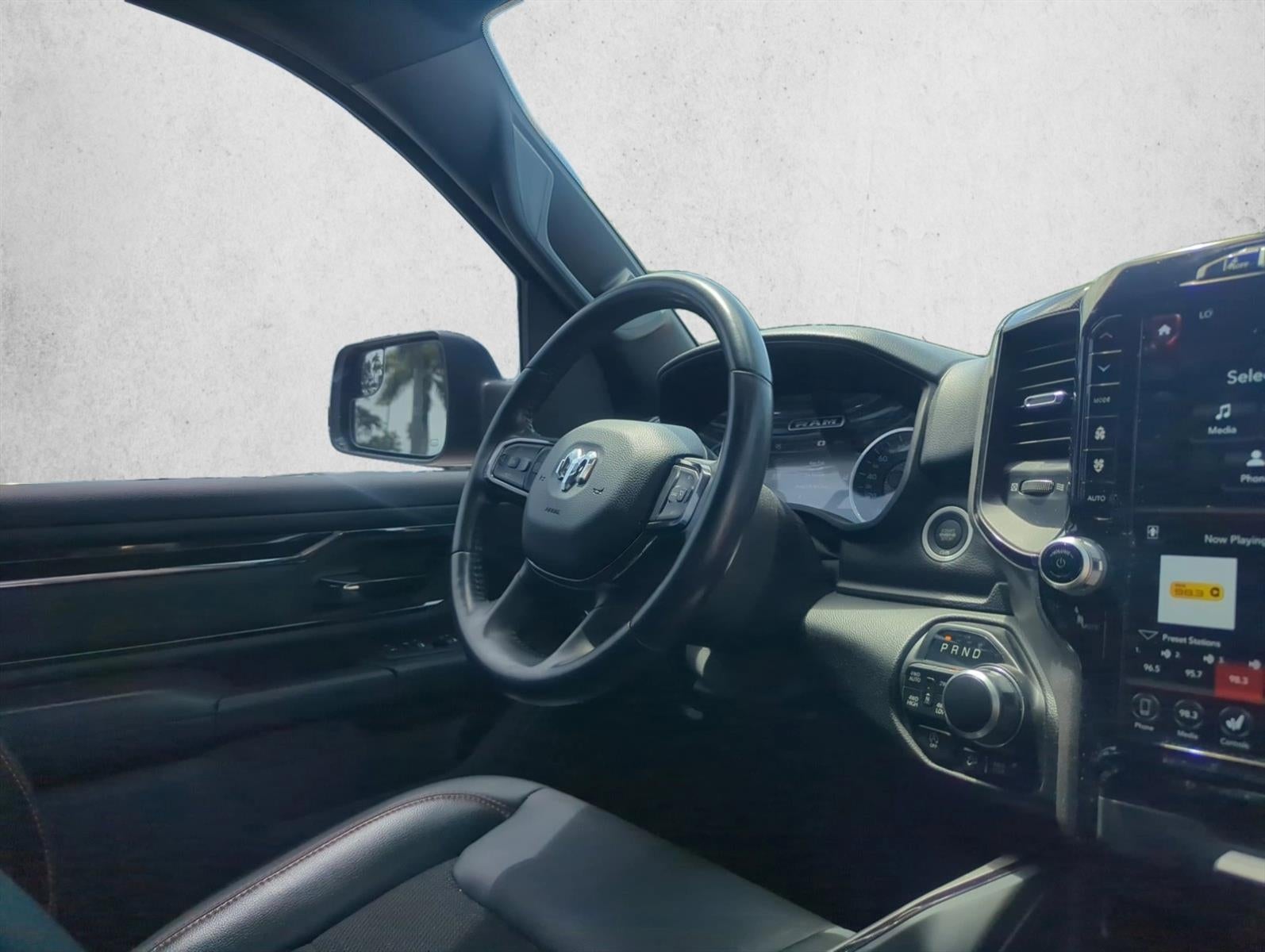 2021 RAM 1500 Big Horn 4x4 Crew Cab 5'7" Box