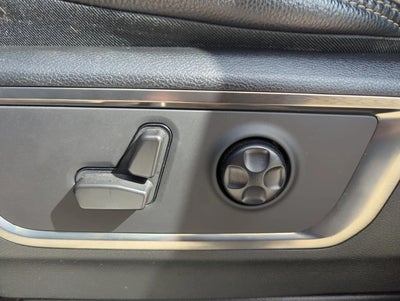 2021 RAM 1500 Limited 4x4 Crew Cab 5'7" Box