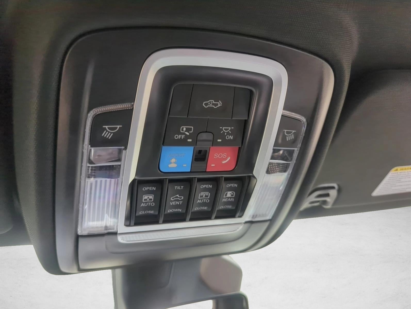 2025 RAM 1500 Laramie 4x4 Crew Cab 5'7" Box