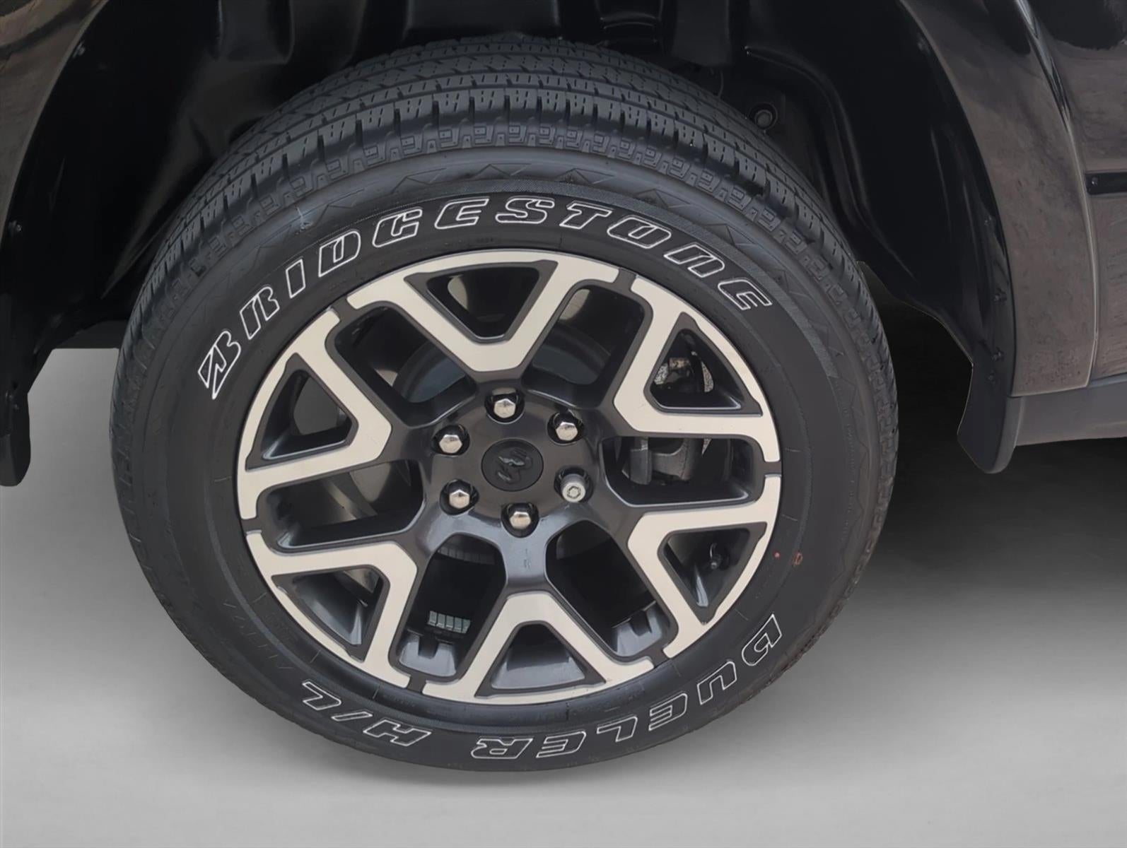 2025 RAM 1500 Laramie 4x4 Crew Cab 5'7" Box