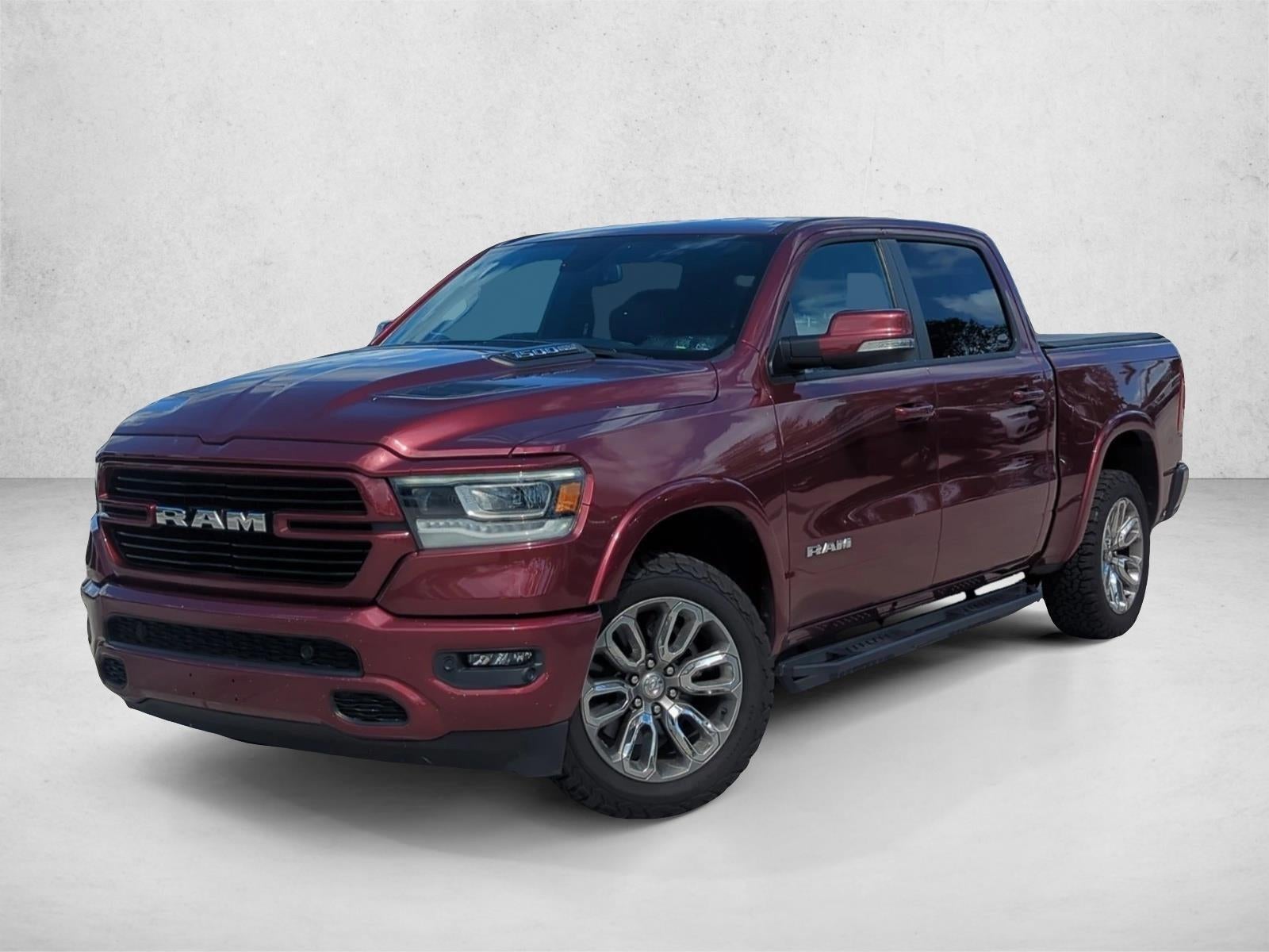 2020 RAM 1500 Laramie 4x4 Crew Cab 5'7" Box