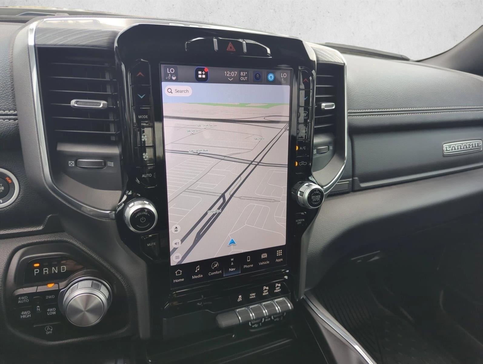 2024 RAM 1500 Laramie 4x4 Crew Cab 5'7" Box