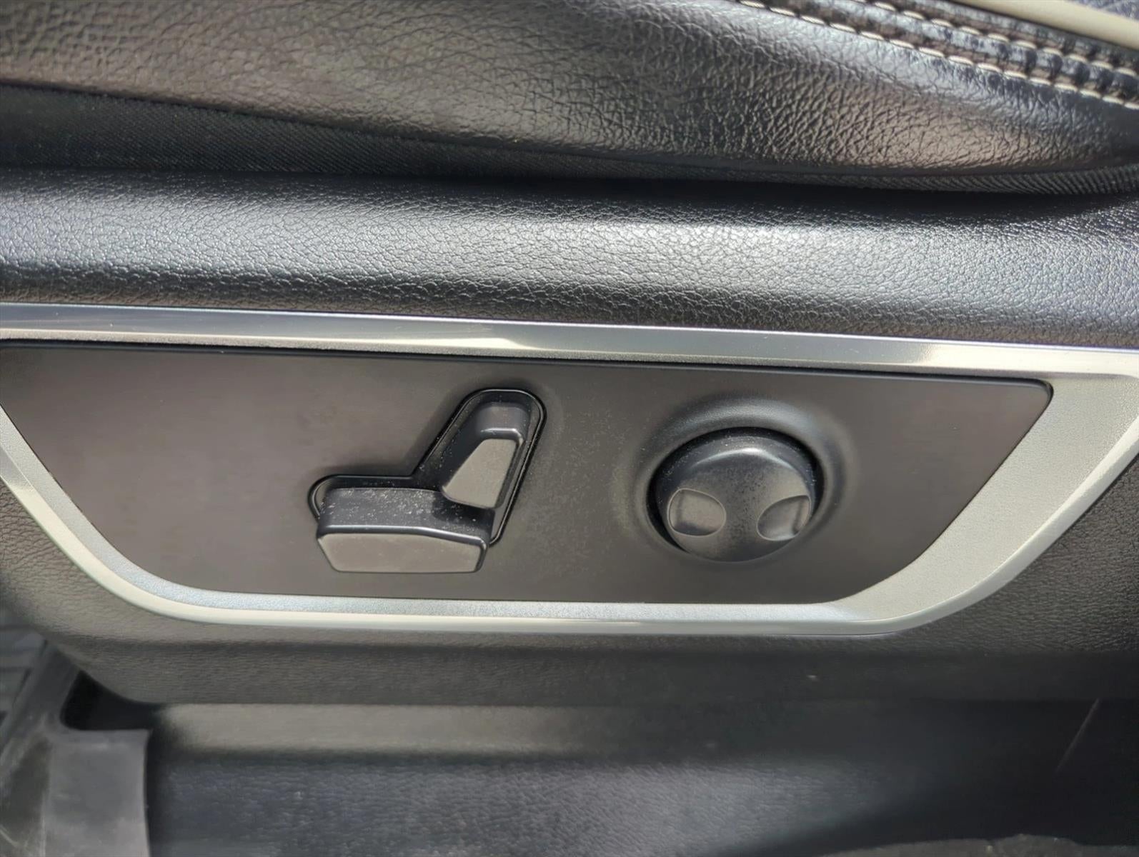 2024 RAM 1500 Laramie 4x4 Crew Cab 5'7" Box