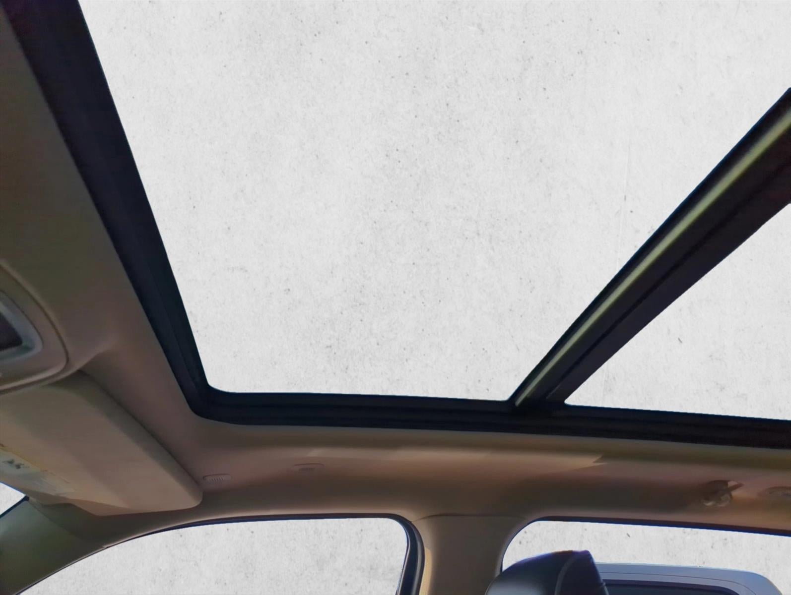 2019 RAM 1500 Laramie 4x4 Crew Cab 5'7" Box