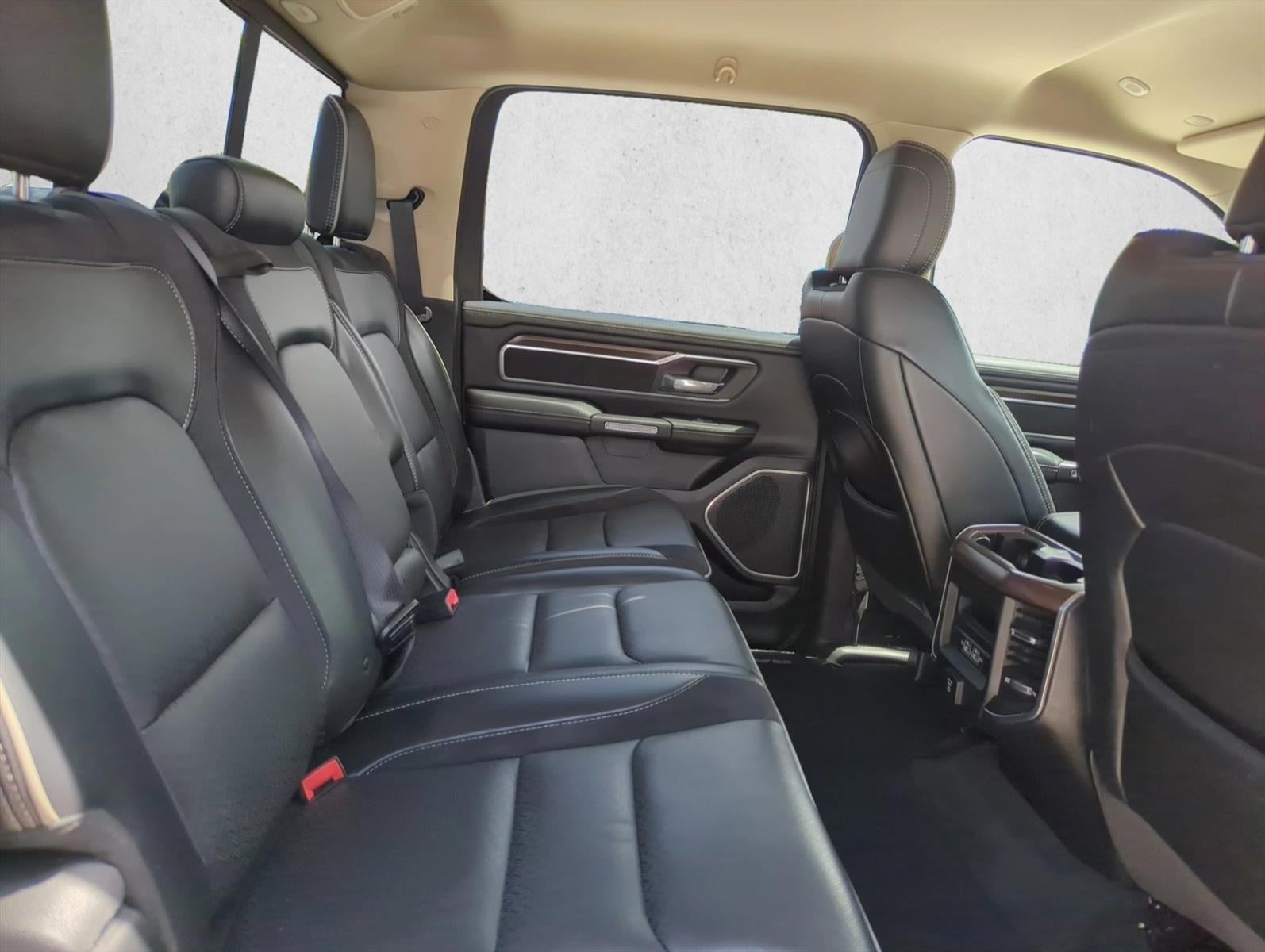 2021 RAM 1500 Laramie 4x4 Crew Cab 6'4" Box