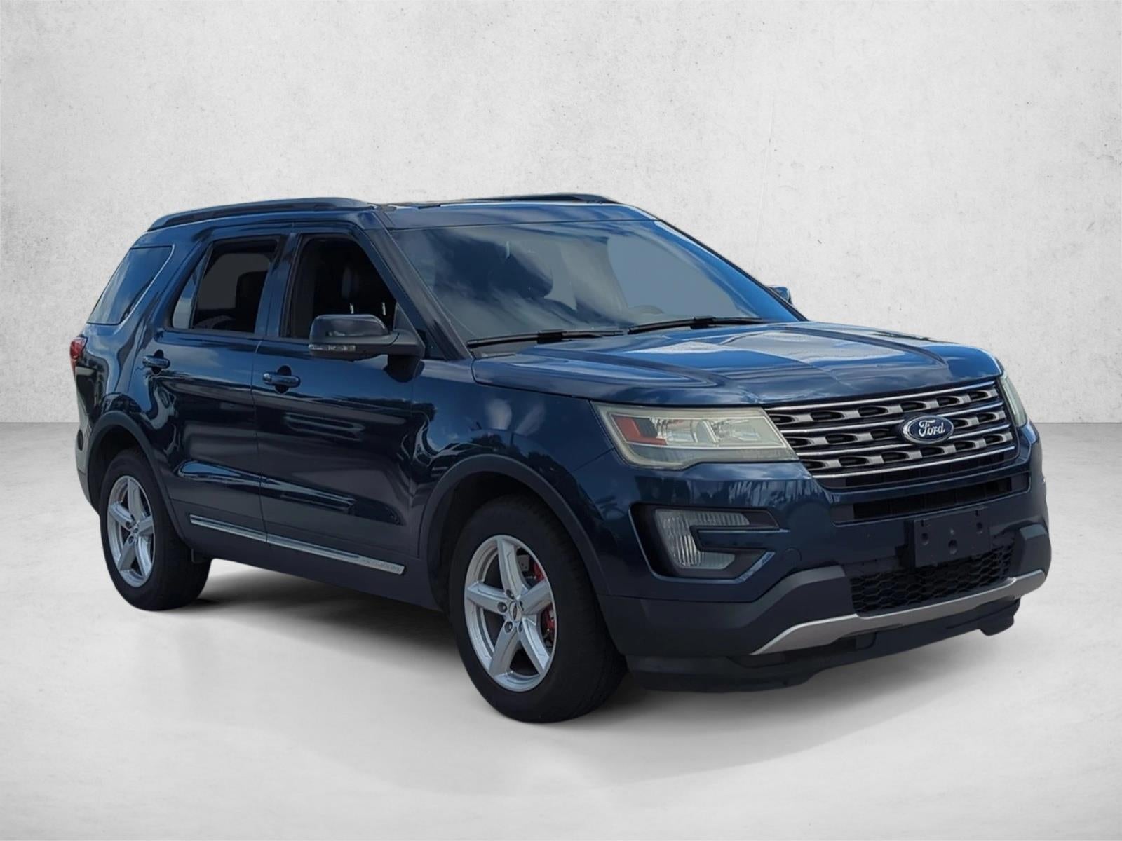 2016 Ford Explorer 4WD 4dr XLT