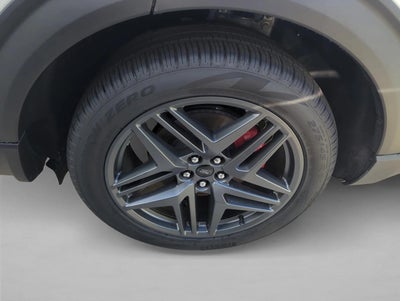 2025 Ford Explorer ST-Line RWD