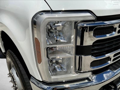 2026 Ford Super Duty F-350 DRW XLT 4WD Crew Cab 8' Box