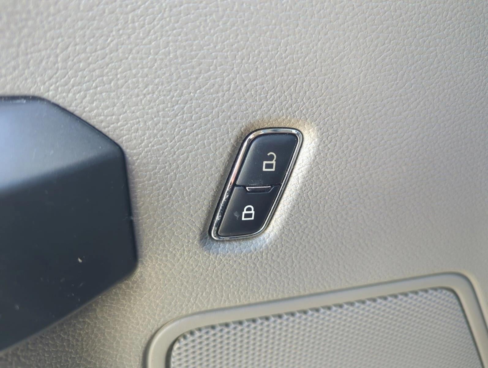 2017 Ford F-150 XLT 2WD SuperCrew 5.5' Box