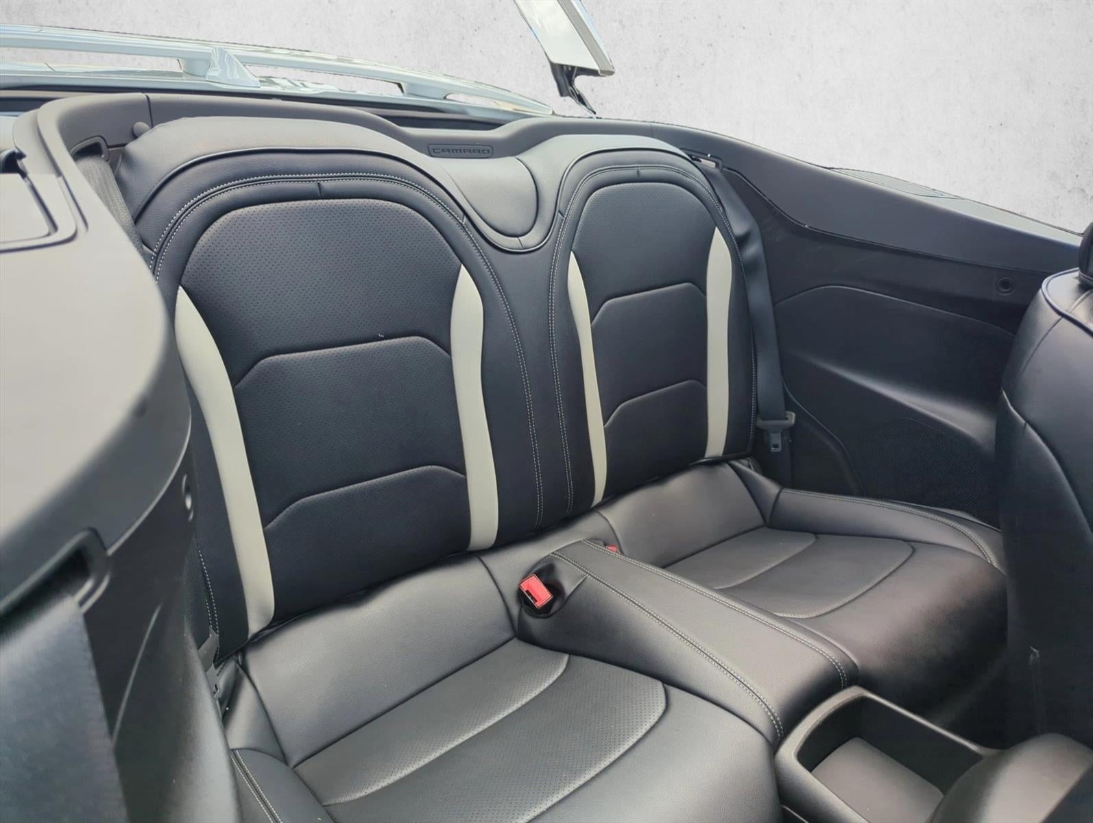 2022 Chevrolet Camaro 2dr Convertible 1SS