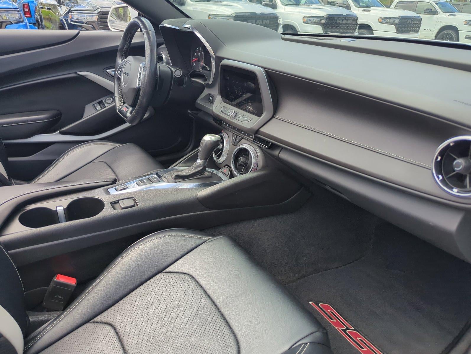 2022 Chevrolet Camaro 2dr Convertible 1SS