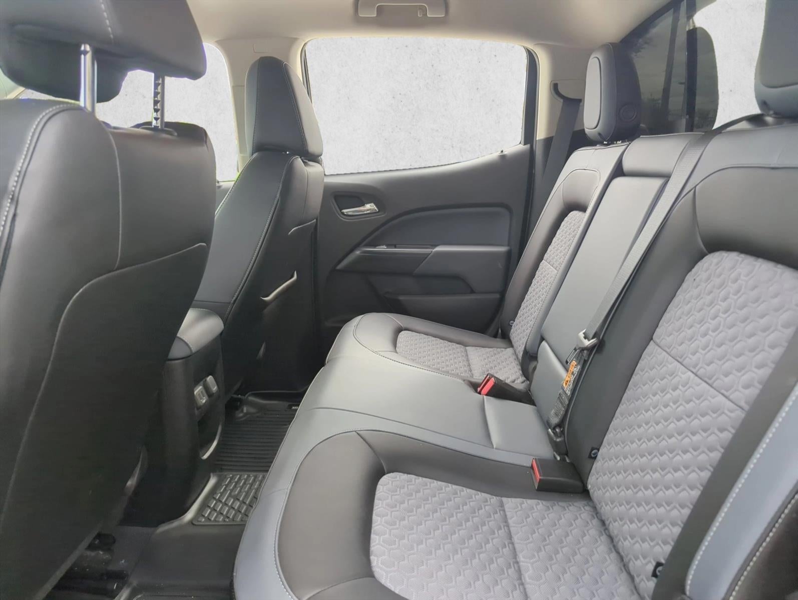 2022 Chevrolet Colorado Crew Cab Short Box 2-Wheel Drive Z71