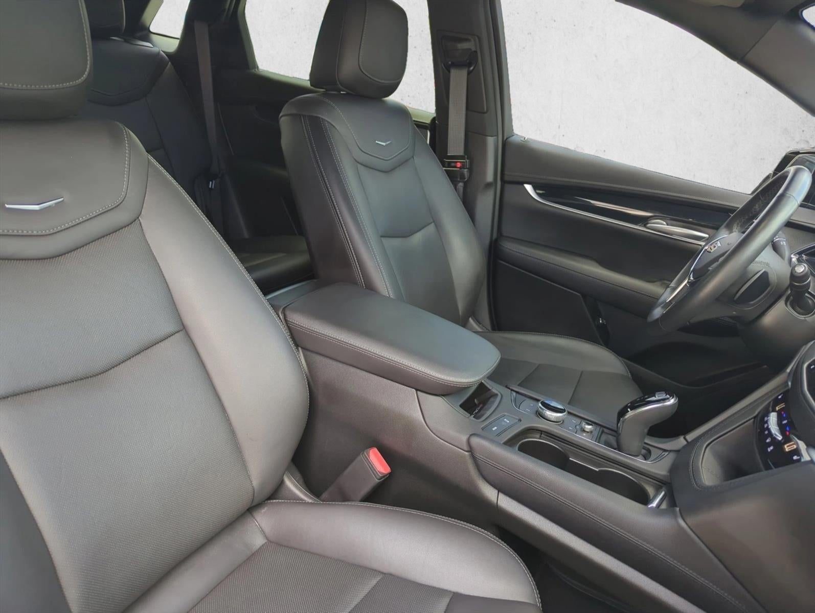 2024 Cadillac XT5 FWD 4dr Premium Luxury