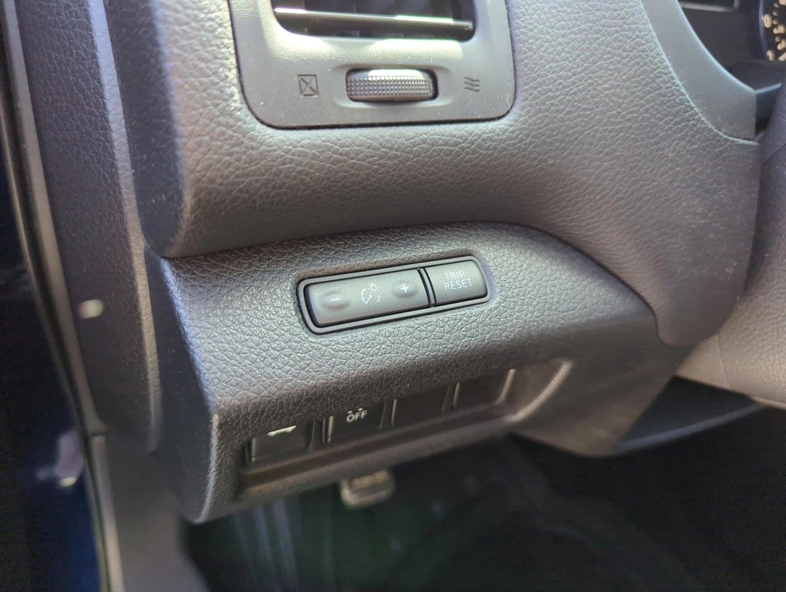 2016 Nissan Altima 4dr Sdn I4 2.5 SR