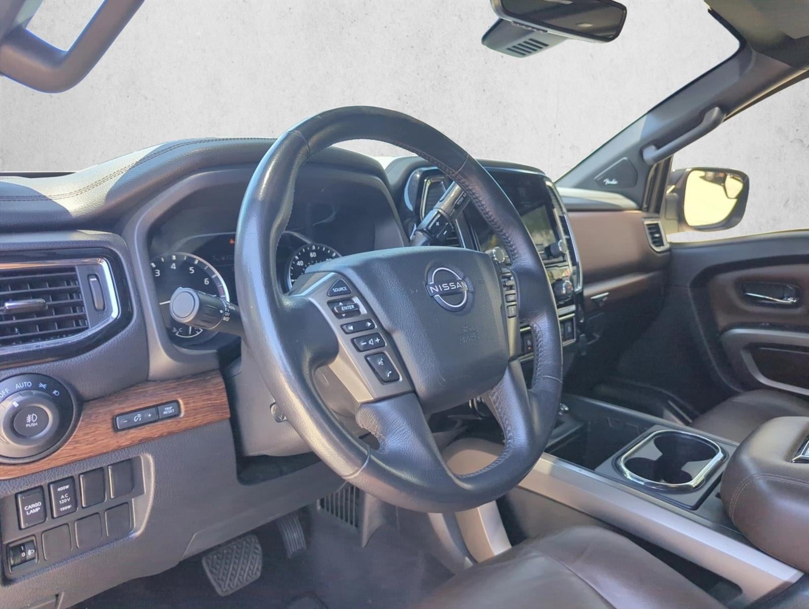 2023 Nissan Titan 4x4 Crew Cab Platinum Reserve