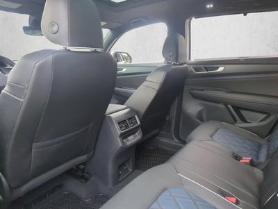 2025 Volkswagen Atlas Cross Sport 2.0T SEL Premium R-Line 4MOTION