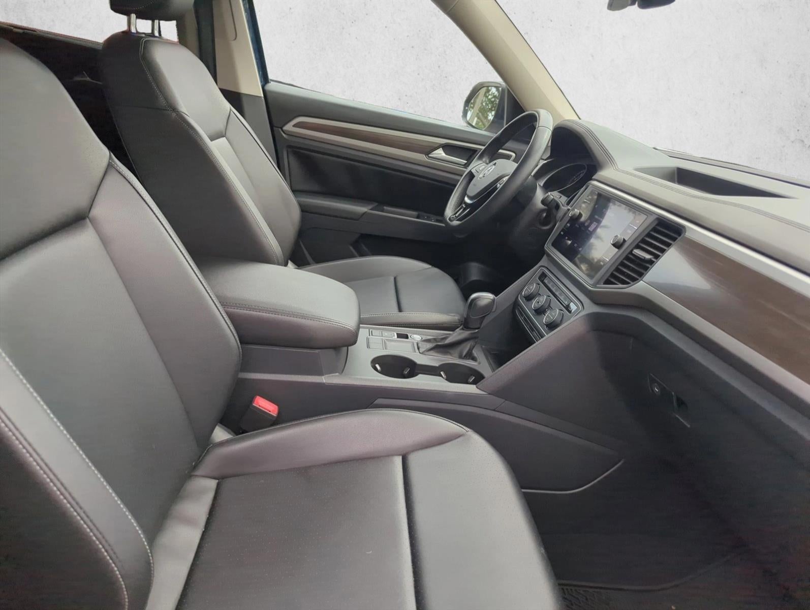 2020 Volkswagen Atlas 2.0T SE w/Technology FWD