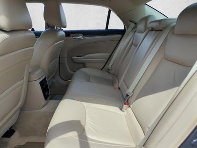 2011 Chrysler 300 4dr Sdn Limited RWD