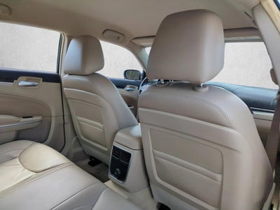 2011 Chrysler 300 4dr Sdn Limited RWD