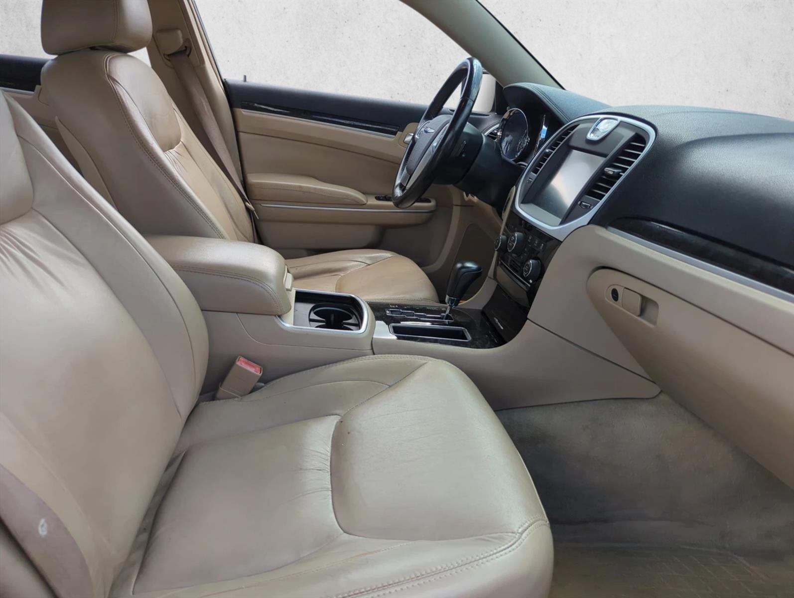 2011 Chrysler 300 4dr Sdn Limited RWD