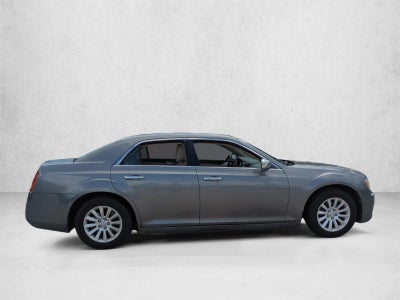 2011 Chrysler 300 4dr Sdn Limited RWD