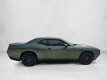 2022 Dodge Challenger SXT RWD