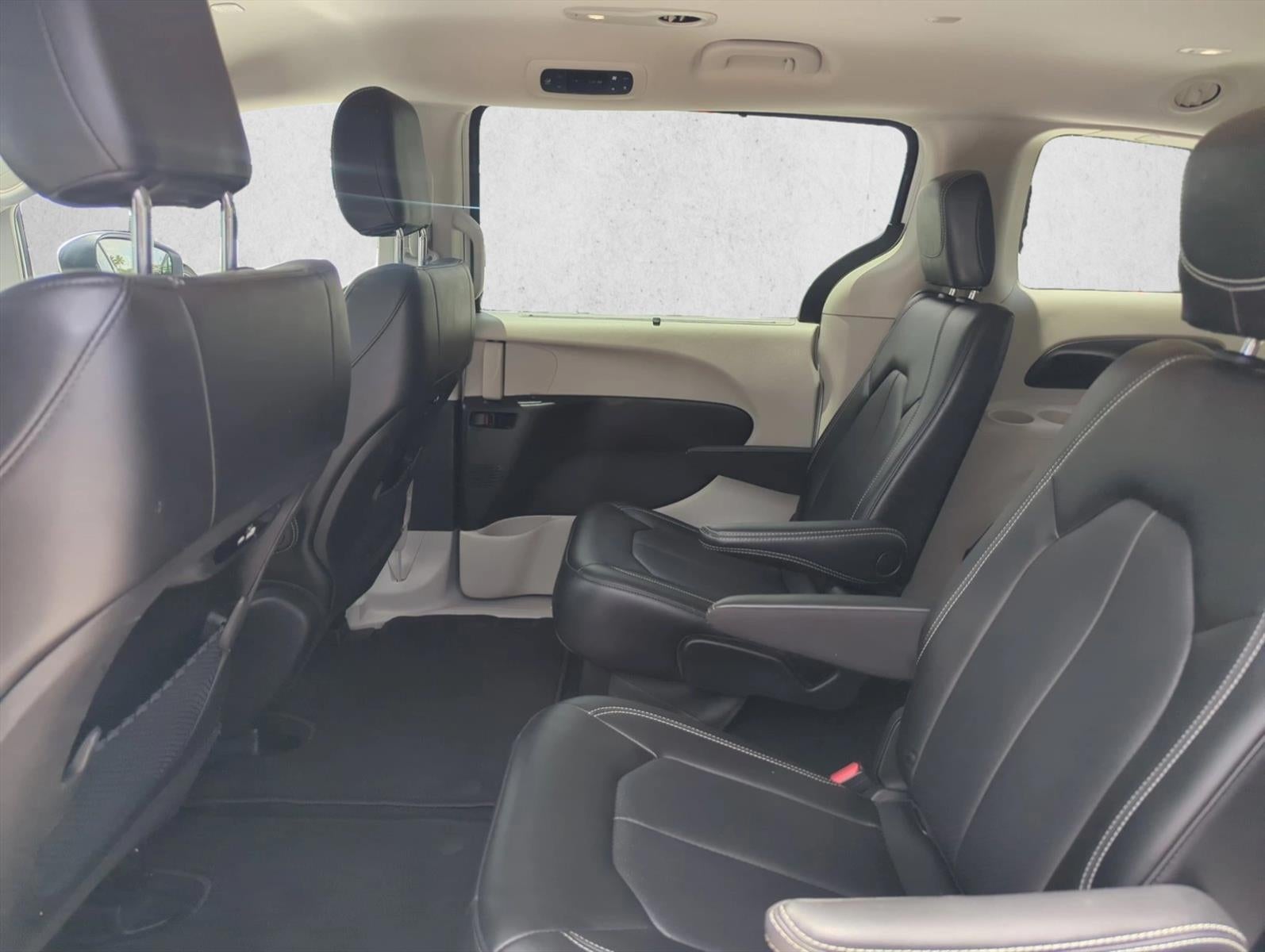 2023 Chrysler Pacifica Touring L FWD