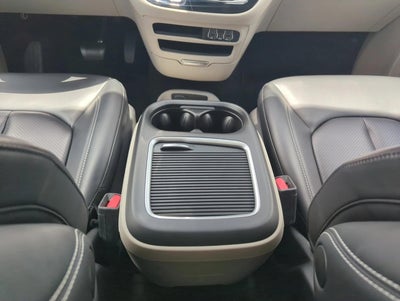 2023 Chrysler Pacifica Touring L FWD