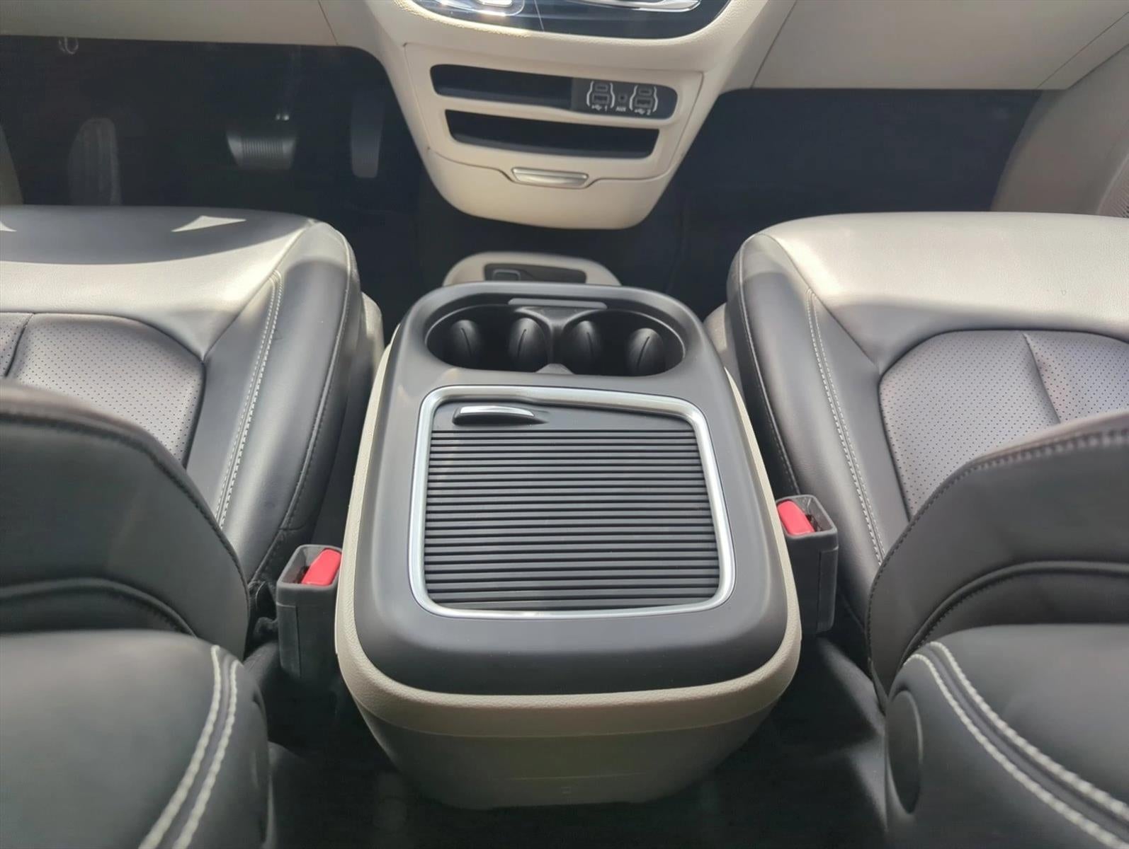 2023 Chrysler Pacifica Touring L FWD