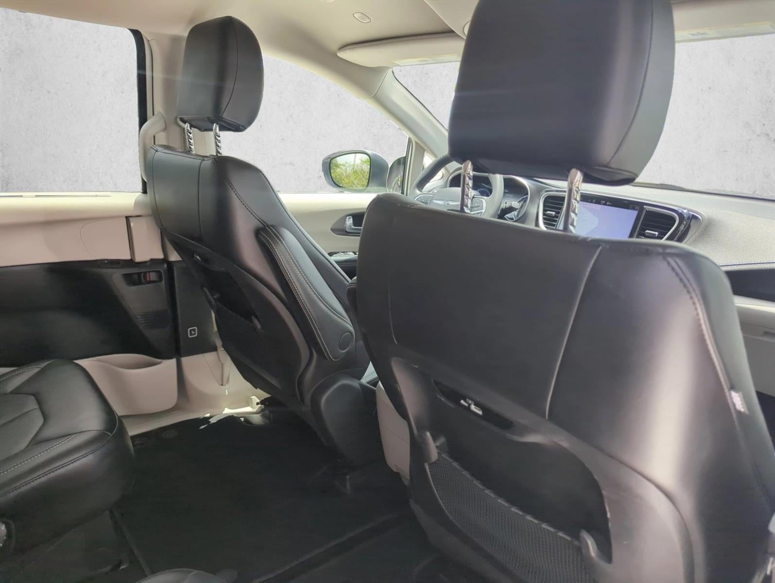 2023 Chrysler Pacifica Touring L FWD