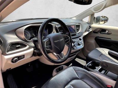 2020 Chrysler Pacifica Touring L FWD