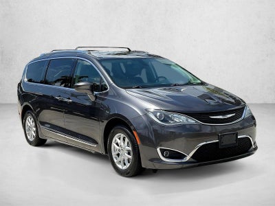 2020 Chrysler Pacifica Touring L FWD