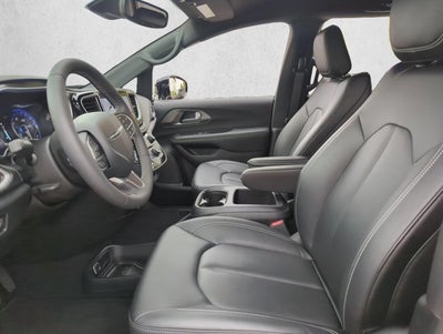 2025 Chrysler Pacifica Select AWD