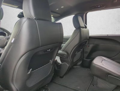2025 Chrysler Pacifica Select AWD