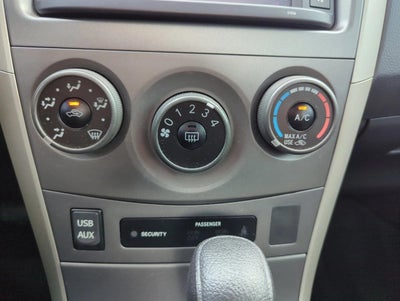 2013 Toyota Corolla 4dr Sdn Auto S (Natl)