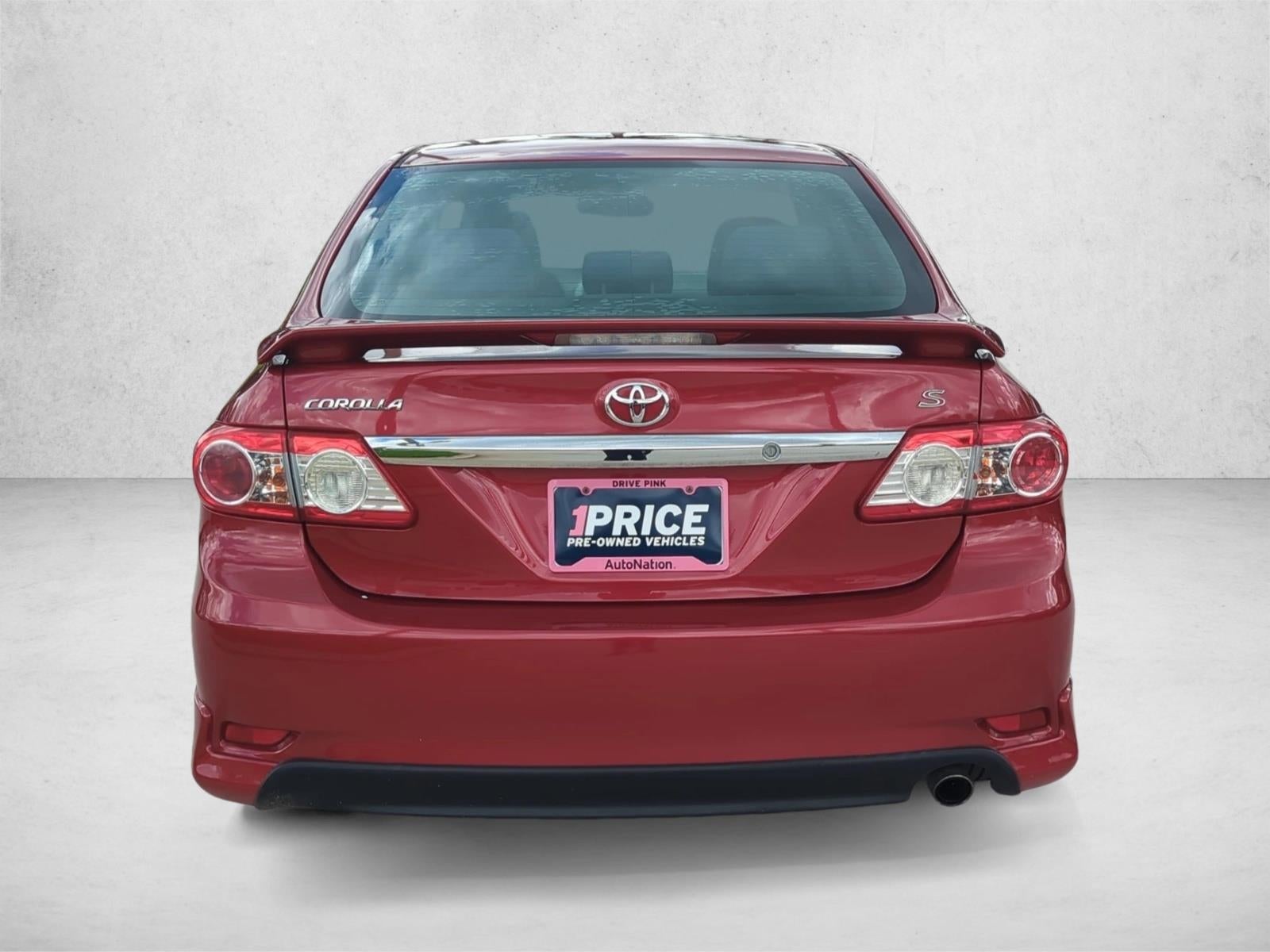 2013 Toyota Corolla 4dr Sdn Auto S (Natl)