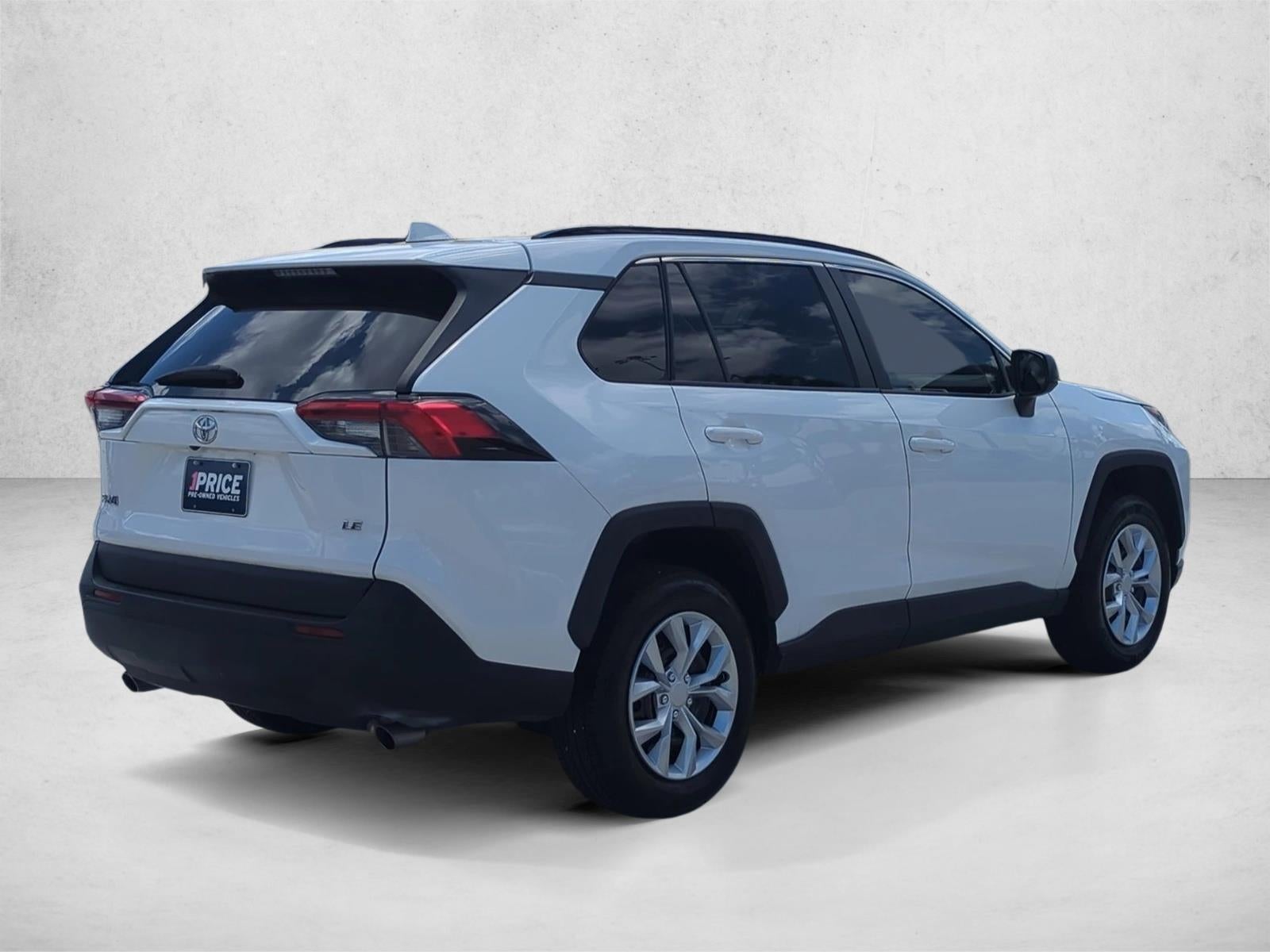 2019 Toyota RAV4 LE FWD (GS)