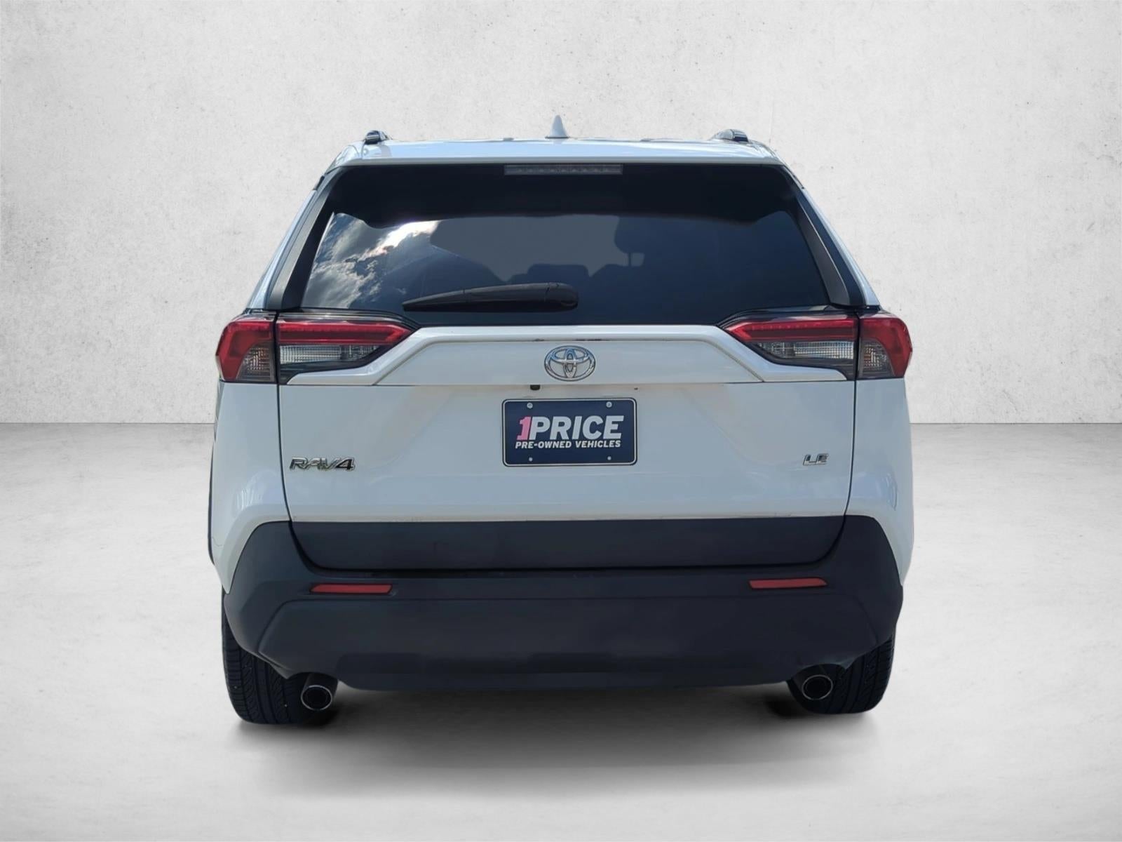2019 Toyota RAV4 LE FWD (GS)