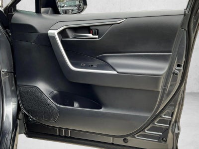2021 Toyota RAV4 XLE FWD (GS)