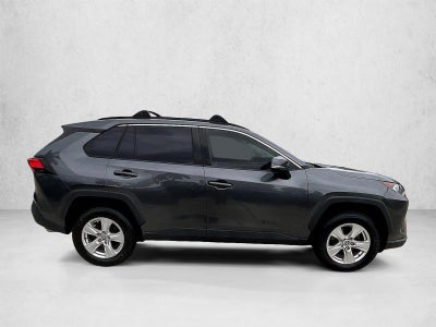 2021 Toyota RAV4 XLE FWD (GS)