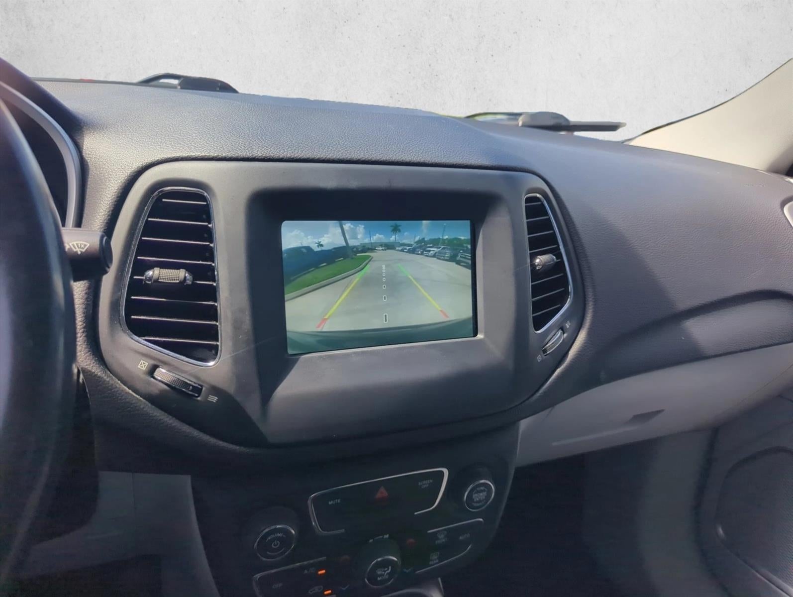 2019 Jeep Compass Latitude FWD