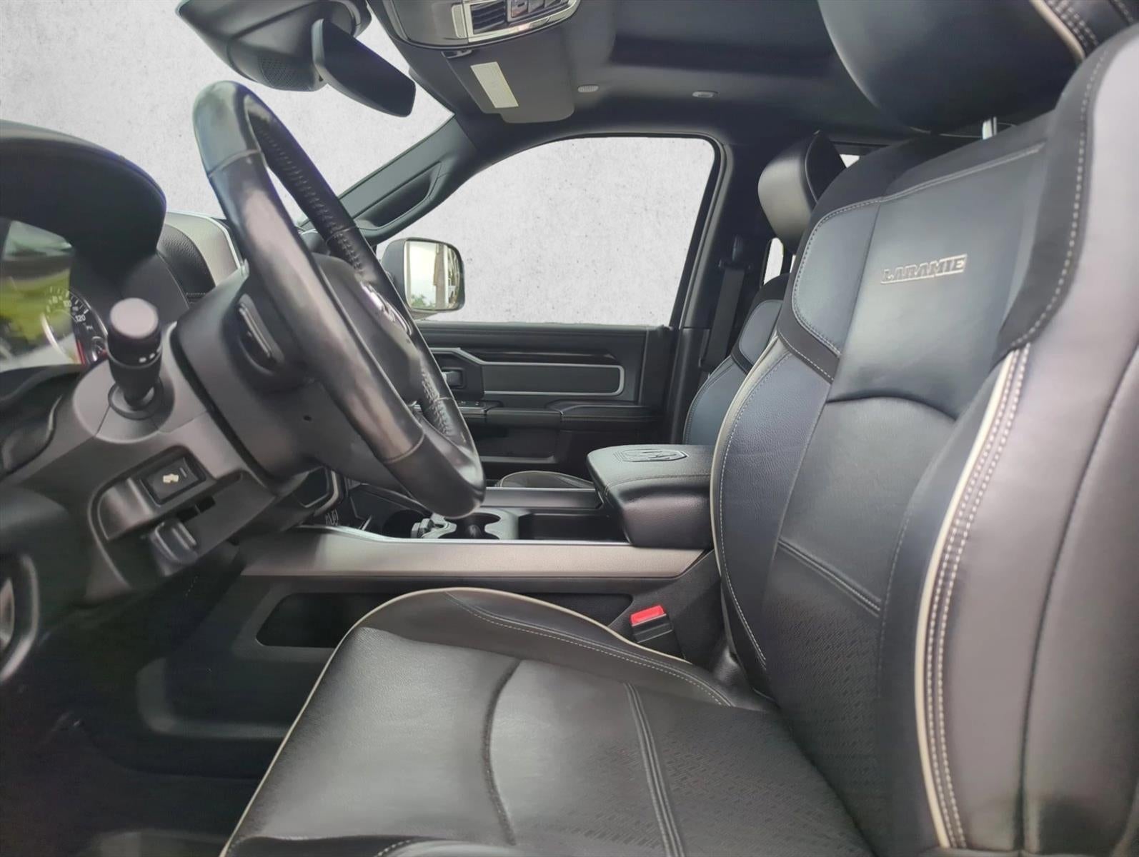 2020 RAM 3500 Laramie 4x4 Mega Cab 6'4" Box