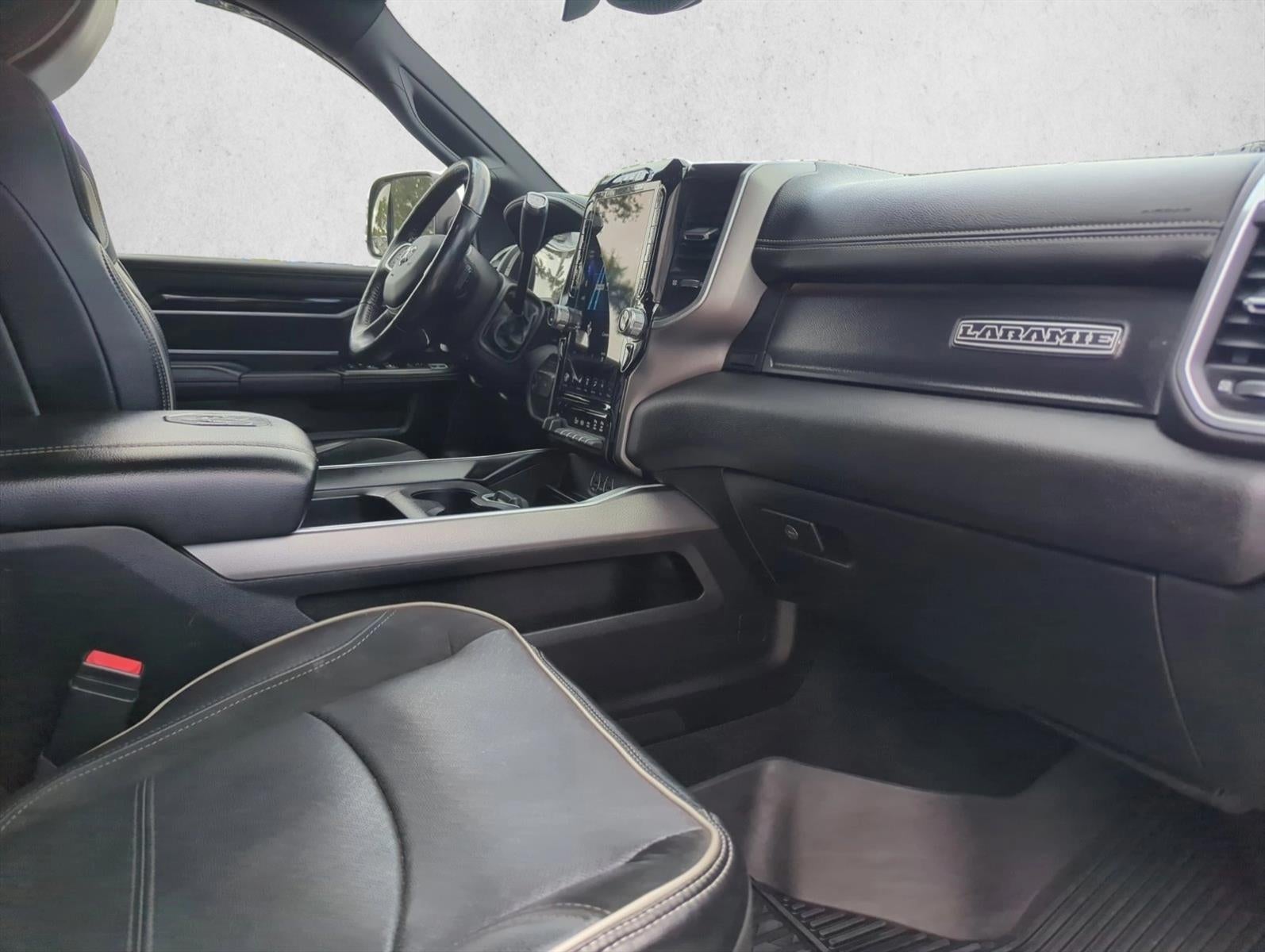 2020 RAM 3500 Laramie 4x4 Mega Cab 6'4" Box