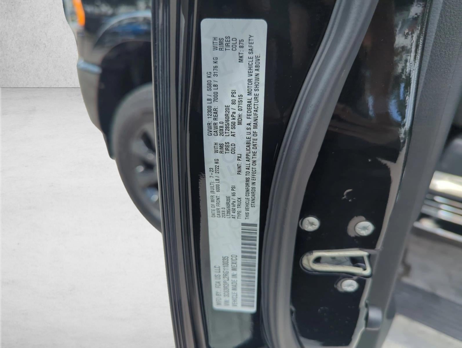 2024 RAM 3500 Limited 4x4 Mega Cab 6'4" Box