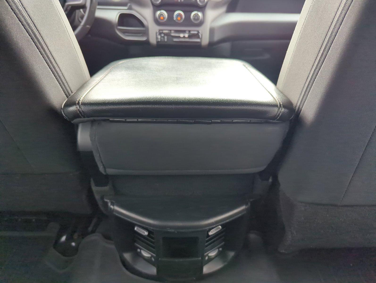 2022 RAM 3500 Tradesman 4x4 Crew Cab 8' Box