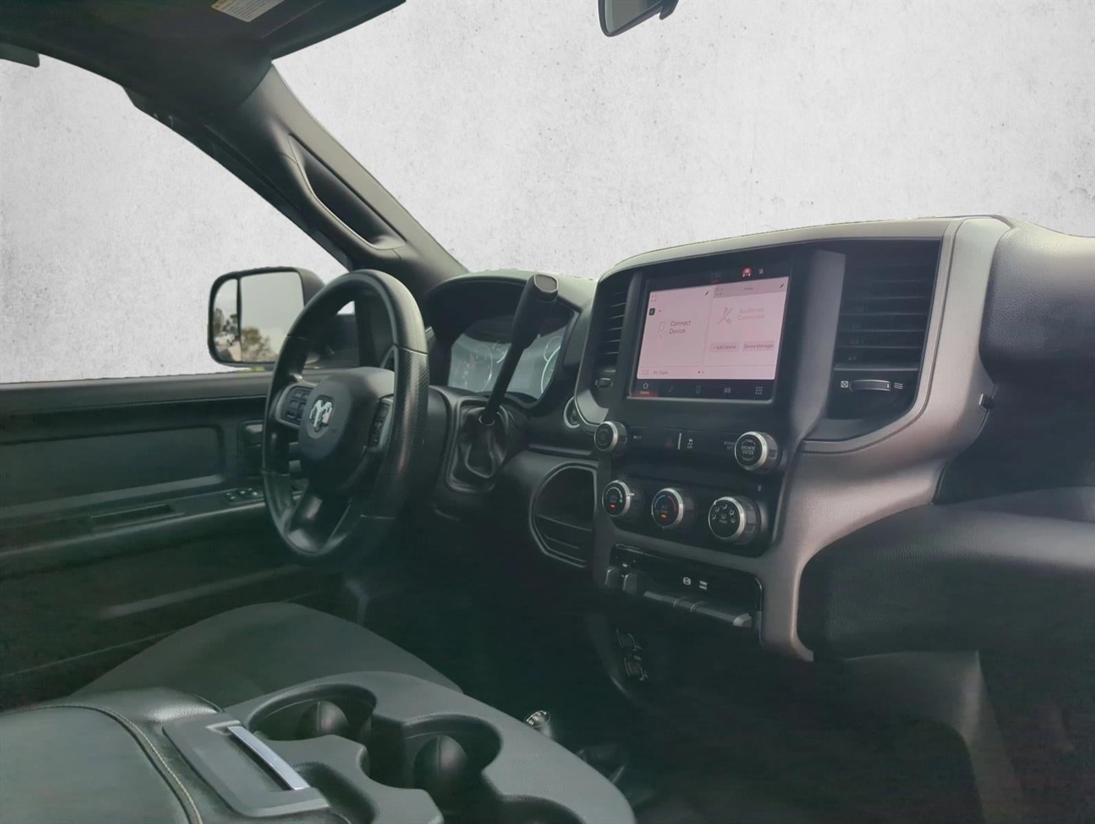 2022 RAM 3500 Tradesman 4x4 Crew Cab 8' Box