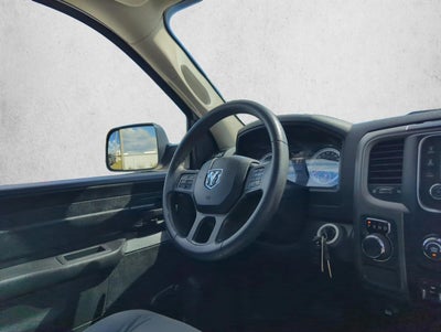 2022 RAM 1500 Classic Tradesman 4x2 Reg Cab 8' Box