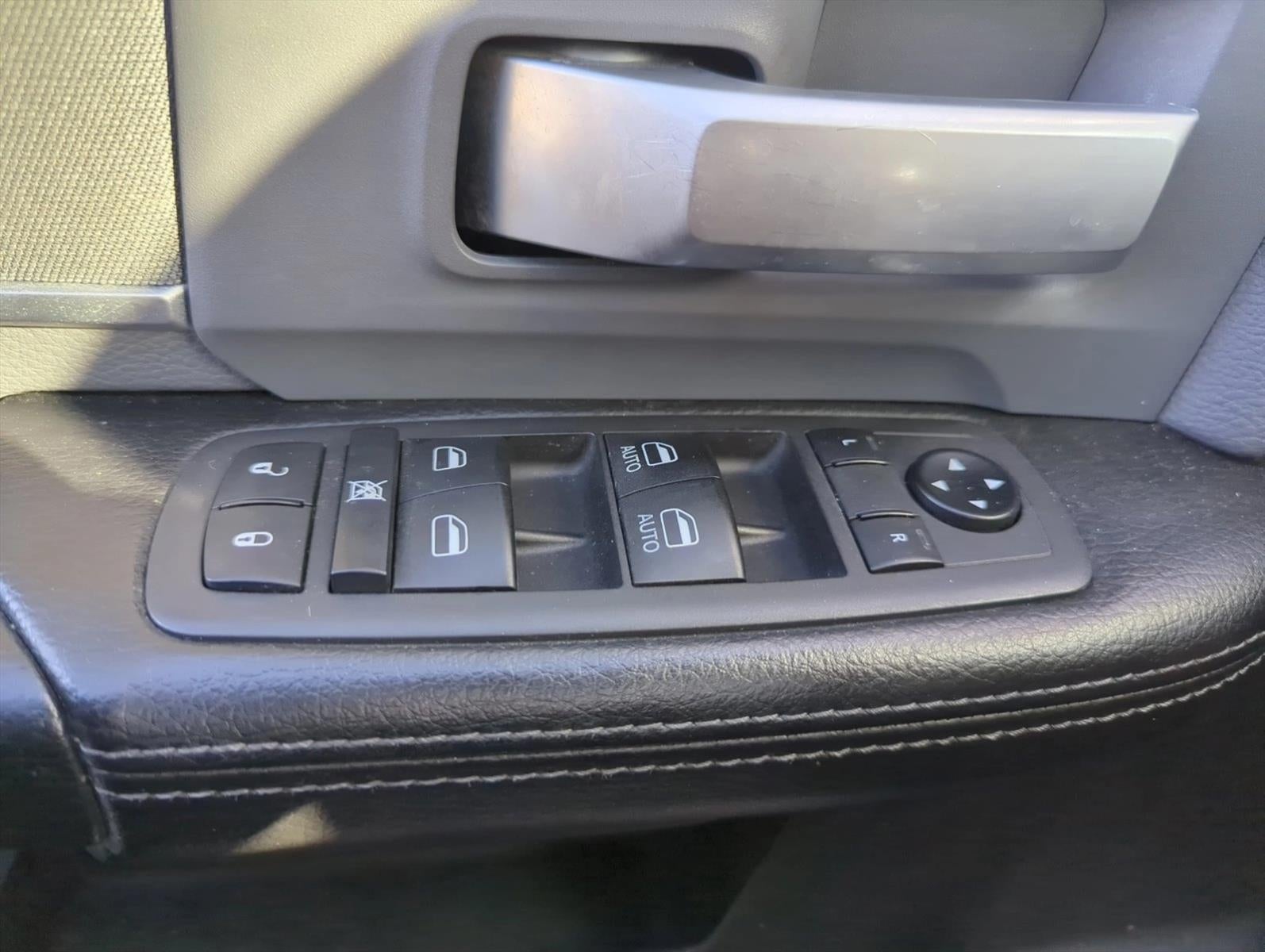 2021 RAM 2500 Big Horn 4x4 Crew Cab 8' Box